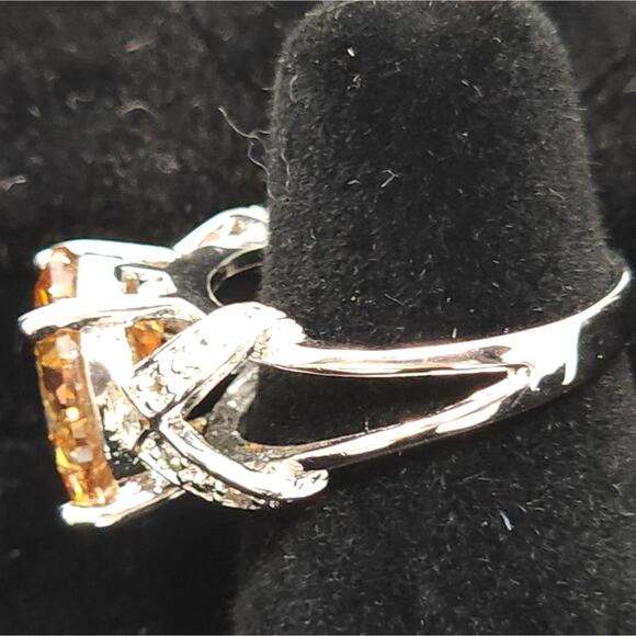 Round Cut Champagne Ring Gift Silver Cubic Zirconia Detail Women's Size 6 NWT - Picture 3 of 11